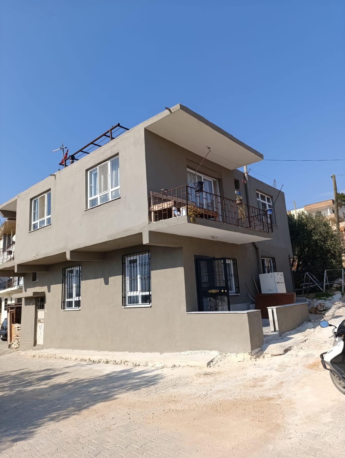 SİLİFKE ESENBEL DE SATILIK MÜSTAKİL DAİRE